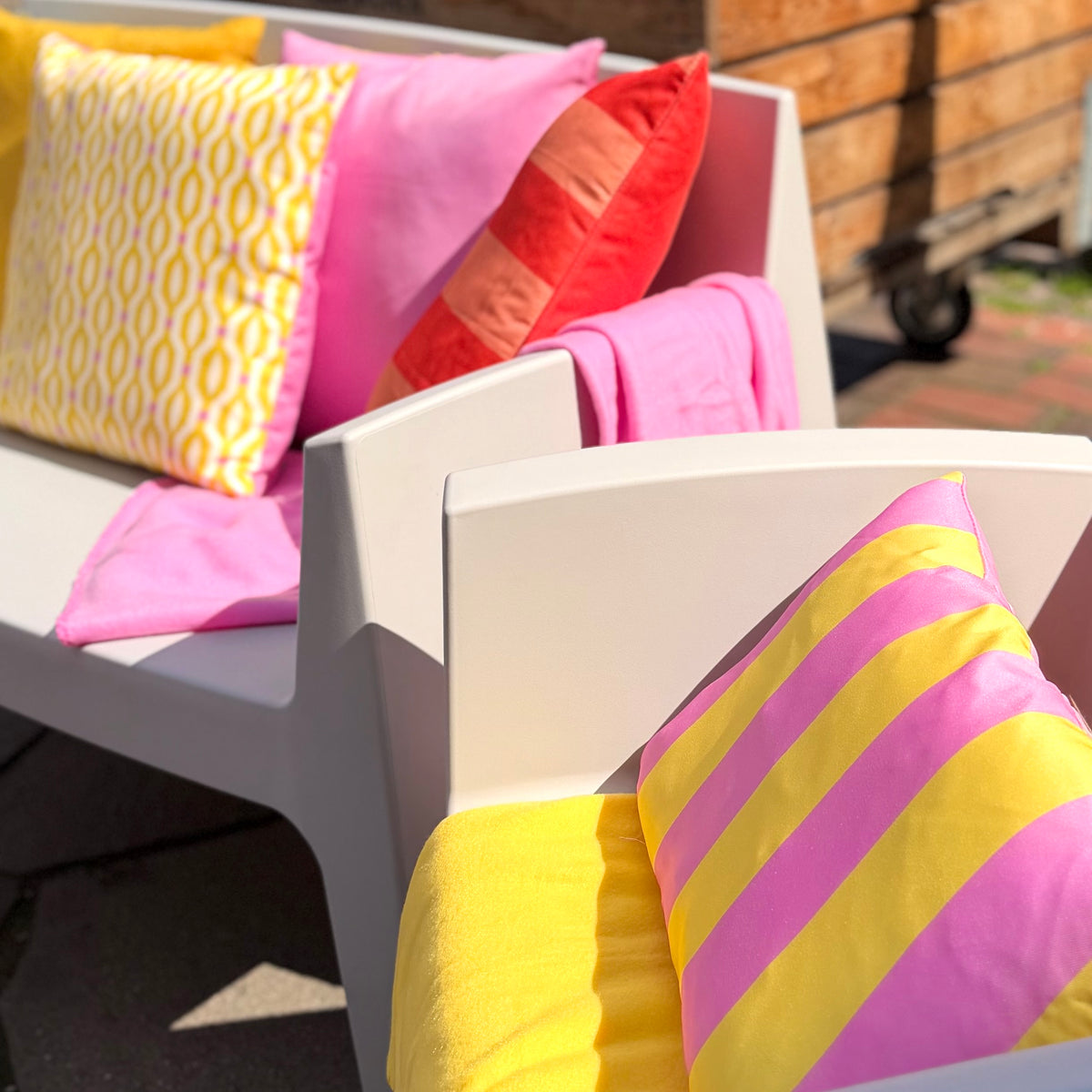 Dutch Decor ROCKET - Outdoorkissen 45x45 cm - Wasserabweisend gelb rosa