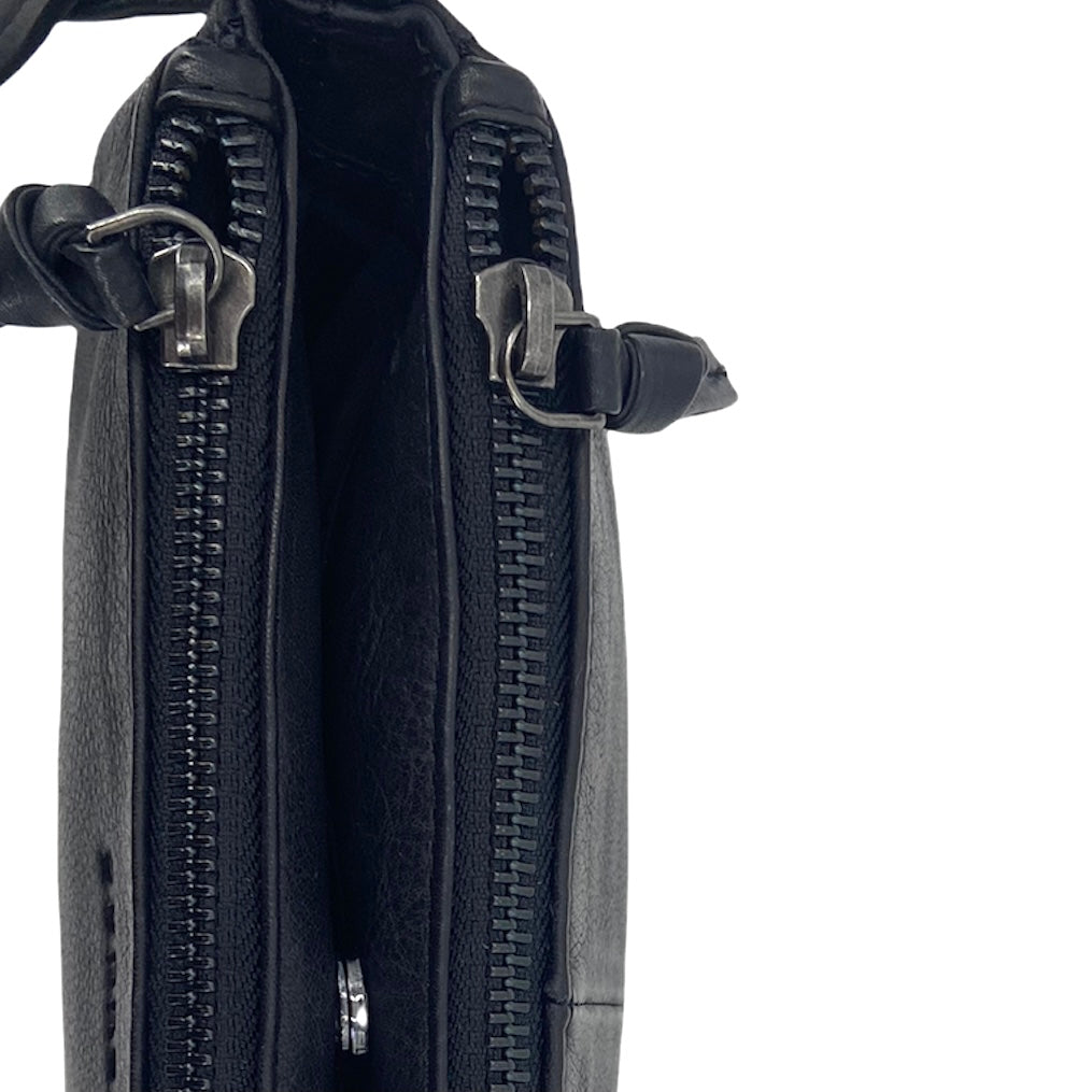 Burkely Just Jolie Crossbody Bag, Umhängetasche schwarz von oben