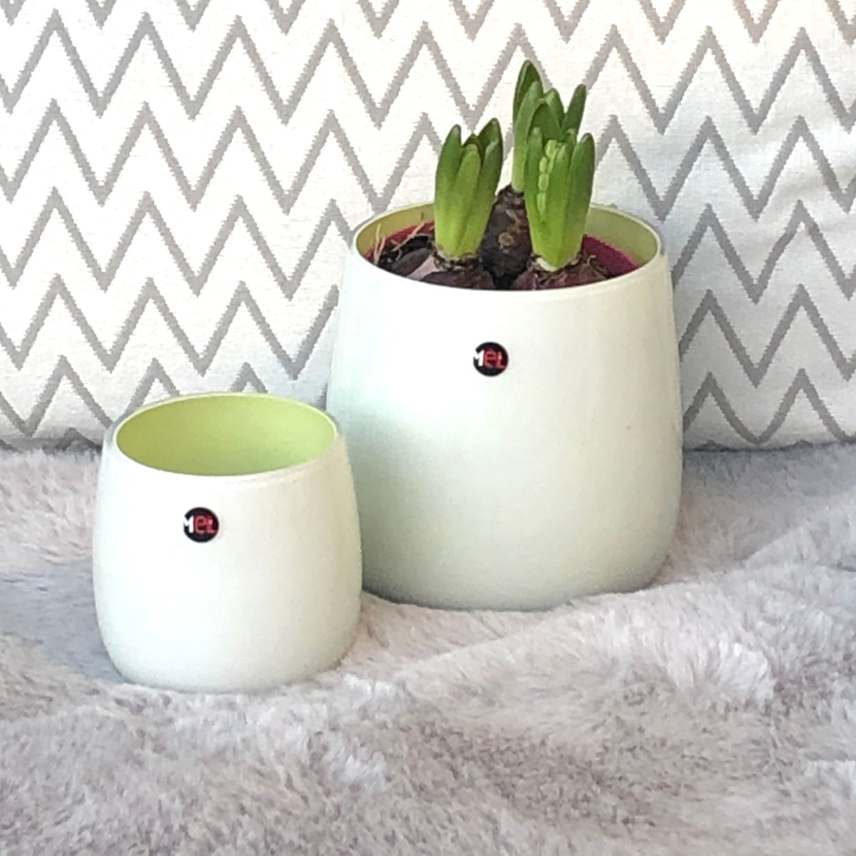 Mel Vase "Happy Spring", schilf/grün