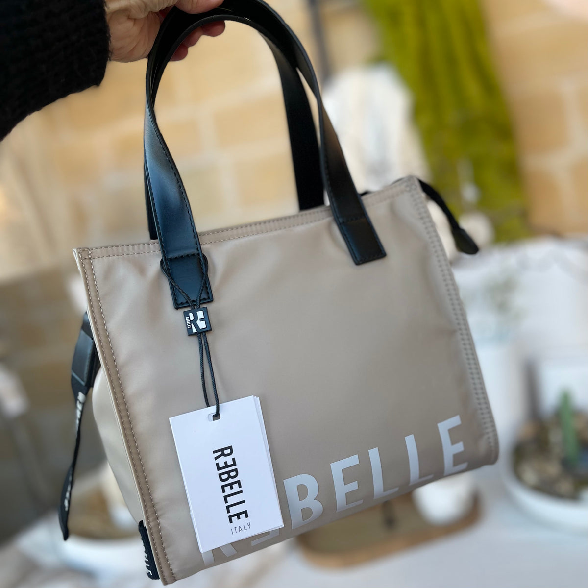 Rebelle ftc Poppy Handtasche, reef, sand