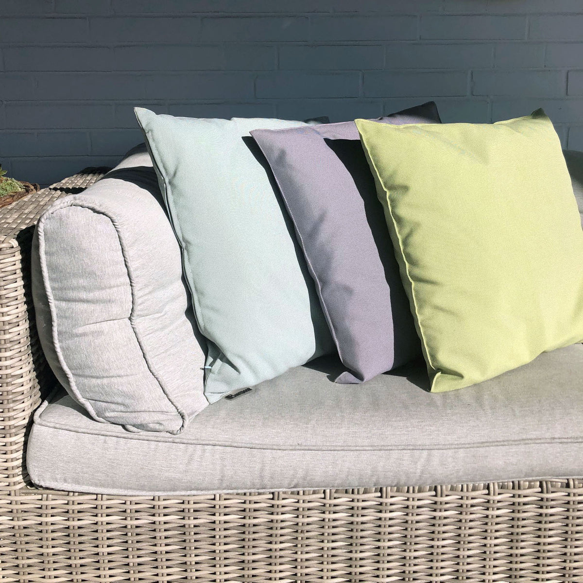 Outdoor Kissen Gartenkissen wetterfest 47 x 47 Mint Aqua (Deko)