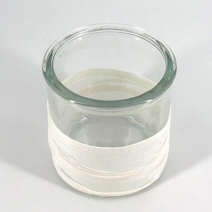 Windlicht aus Glas, mit Stoffbezug