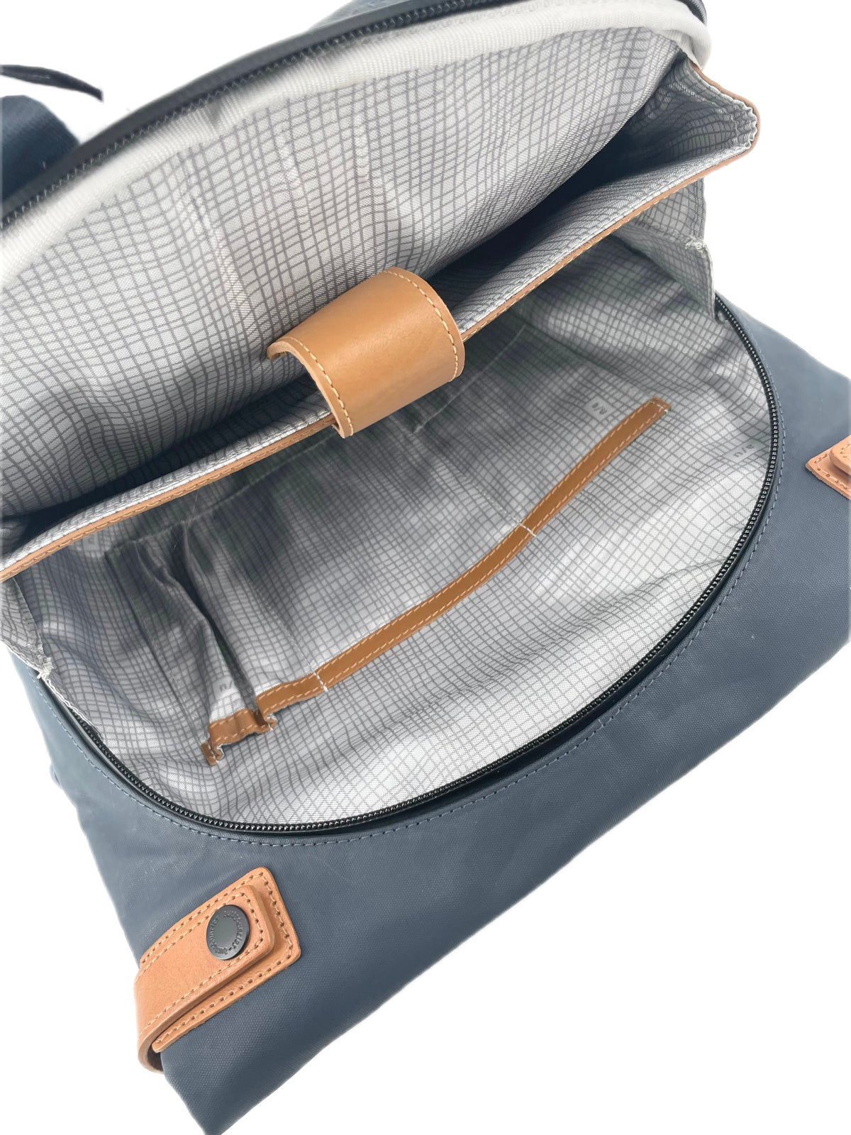 aunts &amp; uncles YOKOHAMA Japan Rucksack cosmic void blau