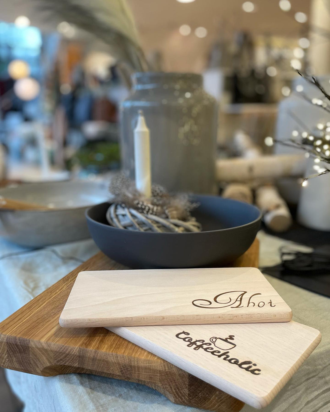 Frühstücksbrettchen mit Gravur "Coffeeholic“