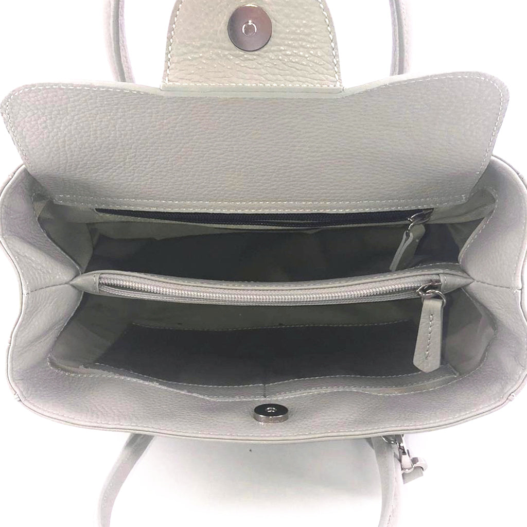 Maxima Tasche klein, hellgrau - Unterseite